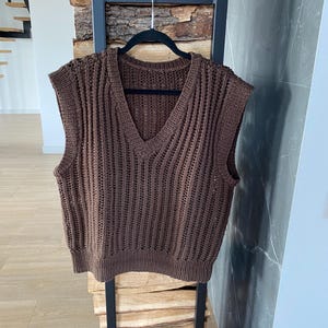 Hand knitted Sweater Vest V neck sleeveless Pullover Knit shirt Sleeveless Chunky tank top Ladies vest Women Office outfits Preppy Style